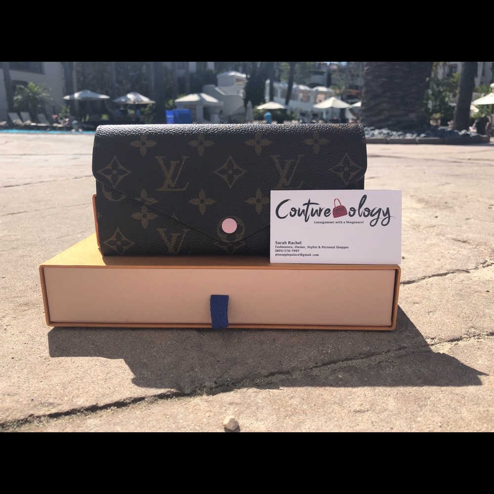 Louis Vuitton Sarah Wallet w/ ballerine interior
